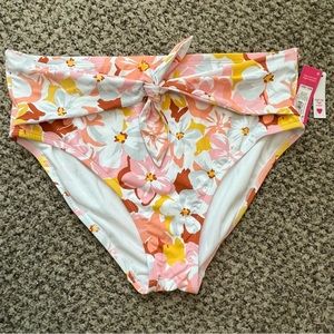 Xhilaration - High Waisted Bikini Bottom - Floral - Size 16W/18W